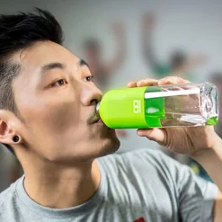 Botella ecológica negra 500 ml - Tritán (sin BPA) - Monbento