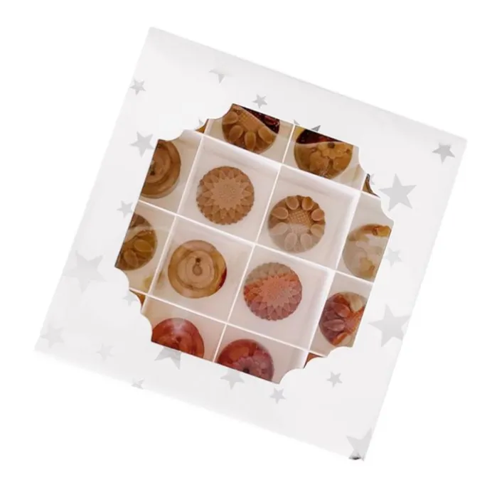 Cajas para 16 bombones o pasteles con ventana estrellas Navidad 15 x 15 x 3,5 cm (5)