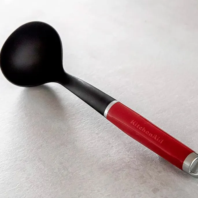 Cucharón para sopa rojo 35 cm - Nylon - KitchenAid