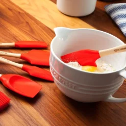 Espátula Pro media con mango de madera 32 cm Cereza - Silicona - Le Creuset