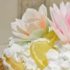 Flores de oblea magnolias blancas con tonos pastel 7 cm (6) - Sin gluten - Dekora