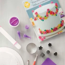 Kit para aprender a trabajar y decorar con fondant - Wilton
