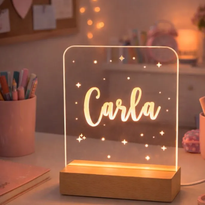 Lámpara personalizada cuadrada nombre o nombres - Metacrilato y madera