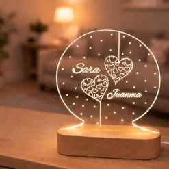 Lámpara personalizada redonda nombres San Valentín - Metacrilato y madera