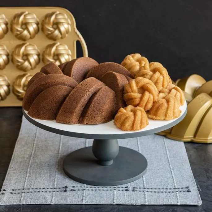 Molde Braided Bundt Pan 75º aniversario - Nordic Ware
