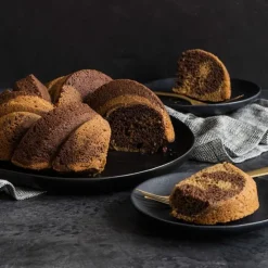 Molde Braided Bundt Pan 75º aniversario - Nordic Ware