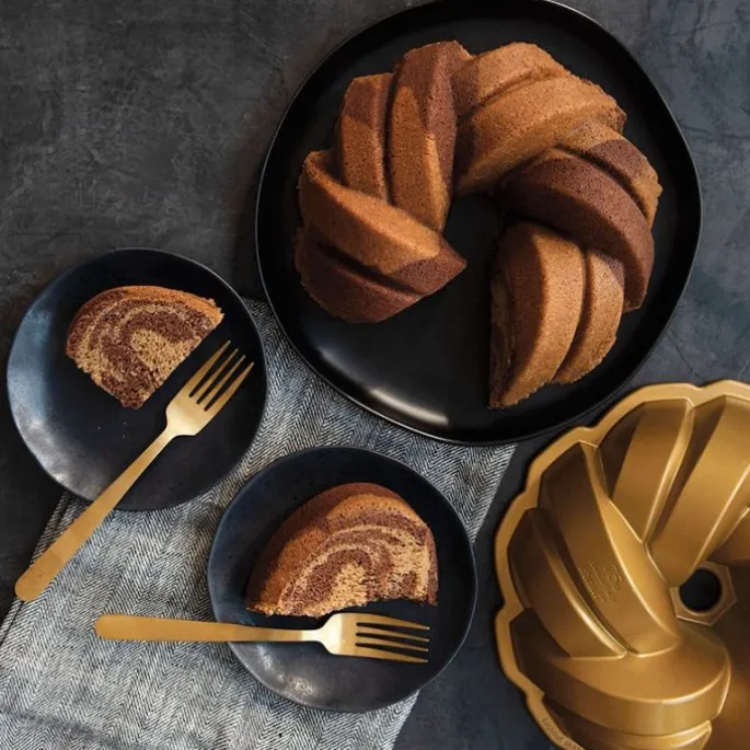 Molde Braided Bundt Pan 75º aniversario - Nordic Ware