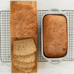 Molde Classic Loaf Pan - Nordic Ware