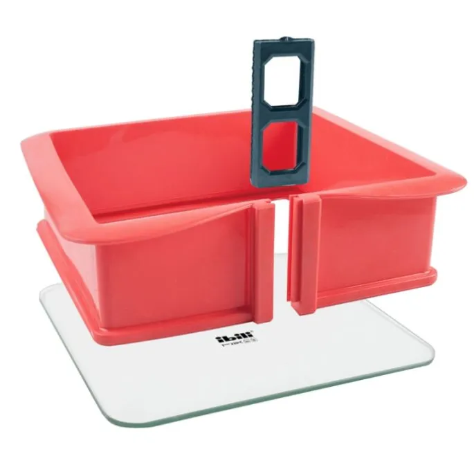 Molde cuadrado desmontable con pinza y plato de cristal 22 cm - Ibili