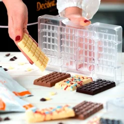 Molde de policarbonato para 4 tabletas de chocolate pequeñas - Decora