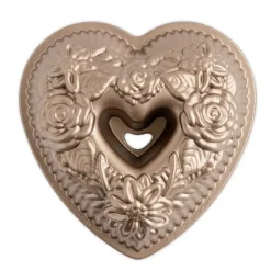 Molde Floral Heart Bouquet Bundt Pan - Nordic Ware