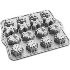 Molde Holiday Tea Cakes Cakelet Pan - Nordic Ware