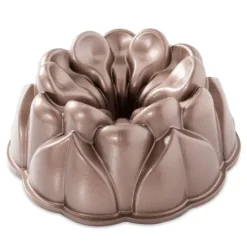 Molde Magnolia Bundt Pan - Nordic Ware
