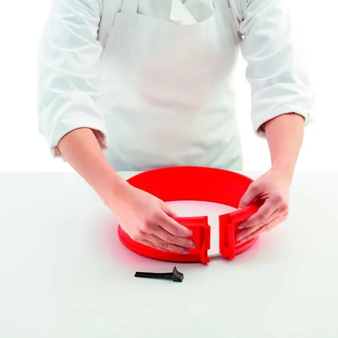 Molde redondo desmontable con pinza y plato de cerámica 23 cm - Lékué