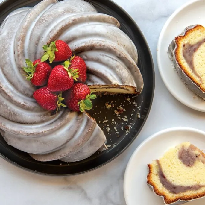 Molde Swirl Bundt Pan - Nordic Ware