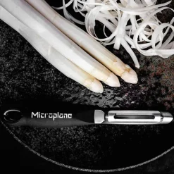 Pelador profesional negro - Acero inoxidable - Microplane