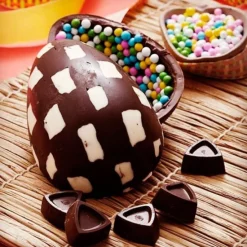 Set de moldes para chocolate 3 huevos de Pascua 250 g