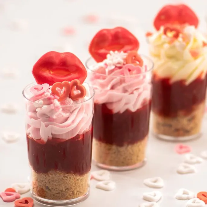 Sprinkles corazones 100 g - Sin gluten - Dekora