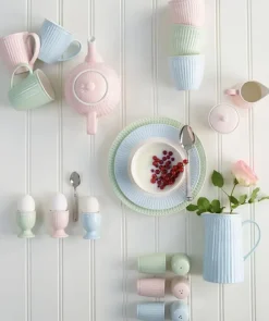 Taza y plato de té de cerámica Alice Pale Green - GreenGate