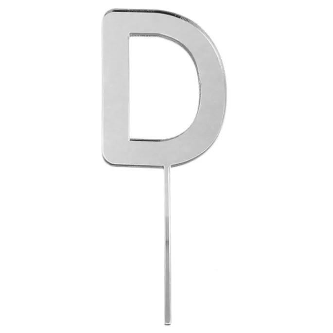 Topper letra "D" acrílica plateada efecto espejo 8 cm