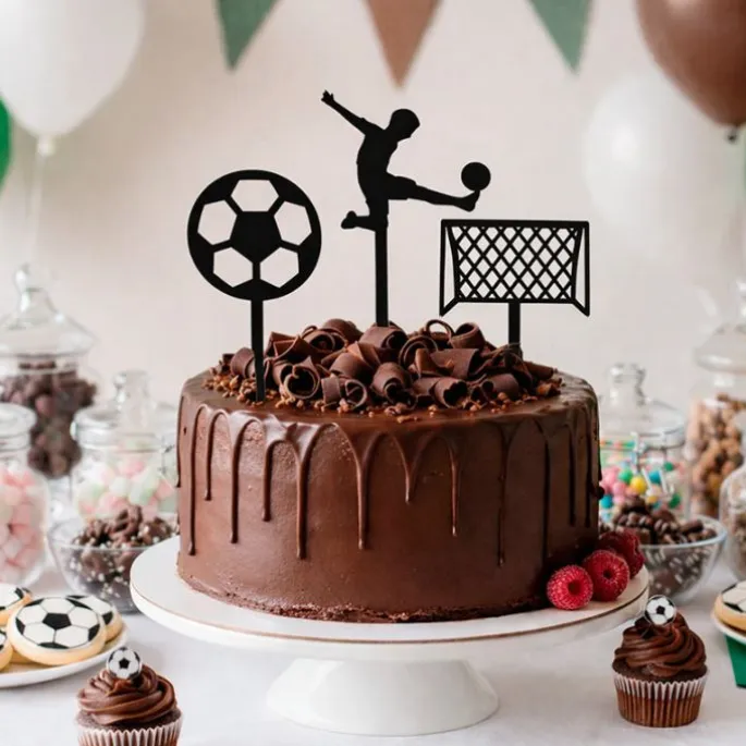 Toppers para tartas negros balón, jugador y portería 6 cm (3)