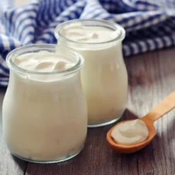 Yogurtera con 7 tarros de cristal con tapa Multi - Lacor